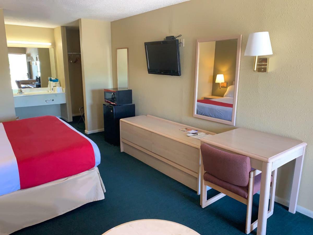Americas Best Value Inn Meridian Buitenkant foto